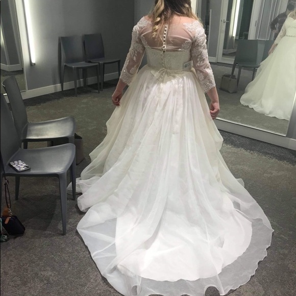 OLEG CASSINA ORGANZA 3/4 sleeves Wedding Dress - Picture 3 of 4